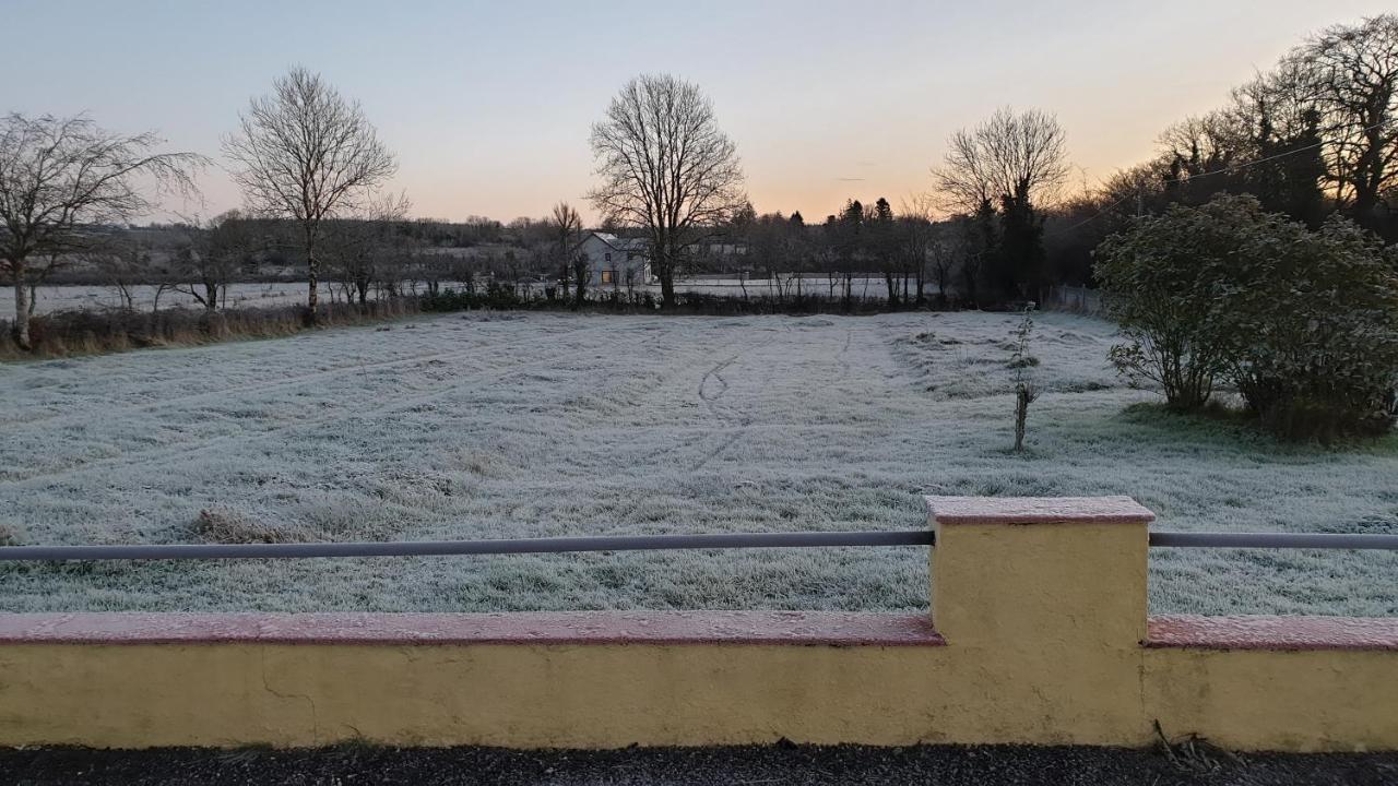 Sunnyside Strokestown Exterior photo